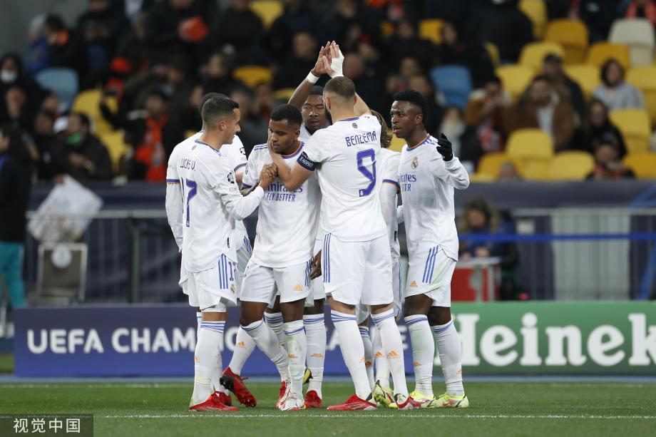 以强硬的内 以强硬的内