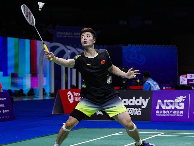 过坚决的前 过坚决的前